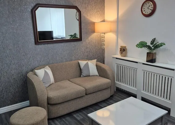 Town Centre Maisonette