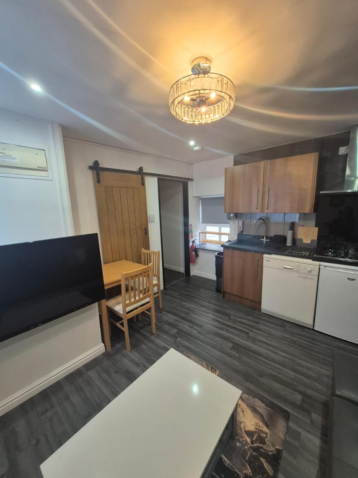 Town Centre Maisonette Апартаменты Улверстон